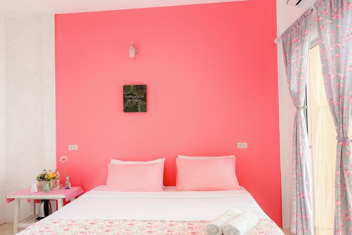 Room 8 of 31