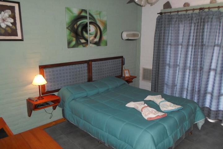 Room 8 of 42