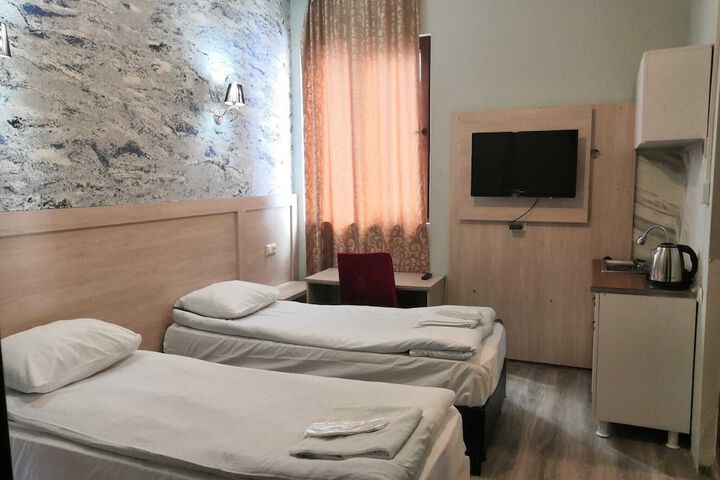 Room 19 of 63