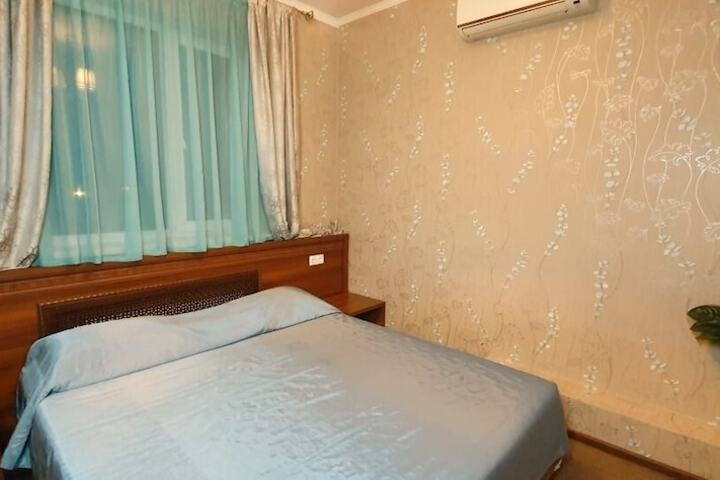 Room 22 of 46