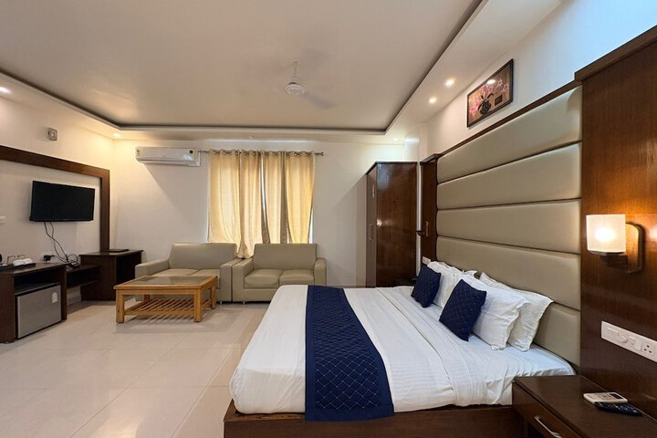 Room 7 of 49