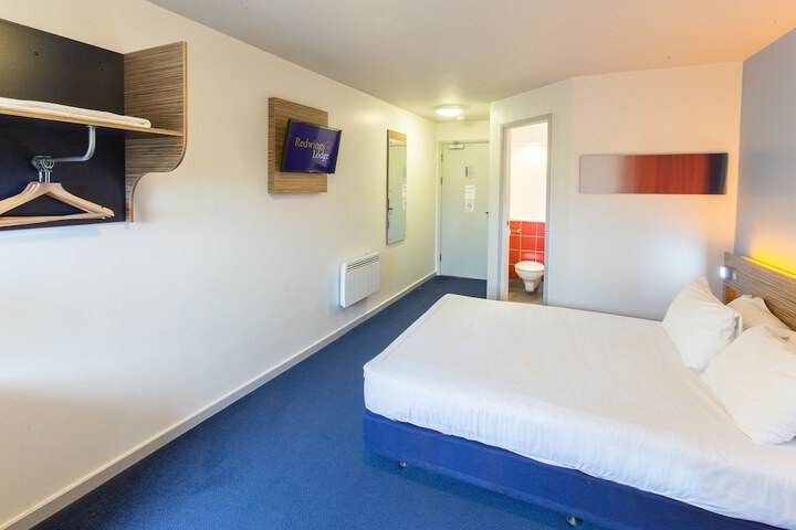 Room 3 of 34