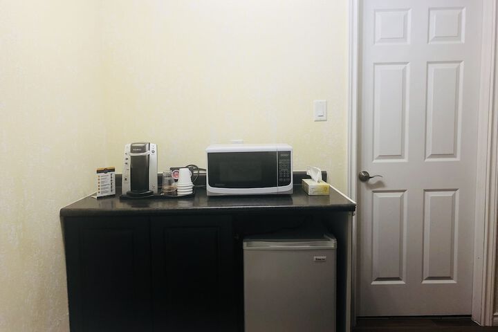 Room 4 of 29