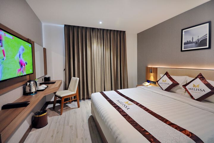 Room 10 of 46