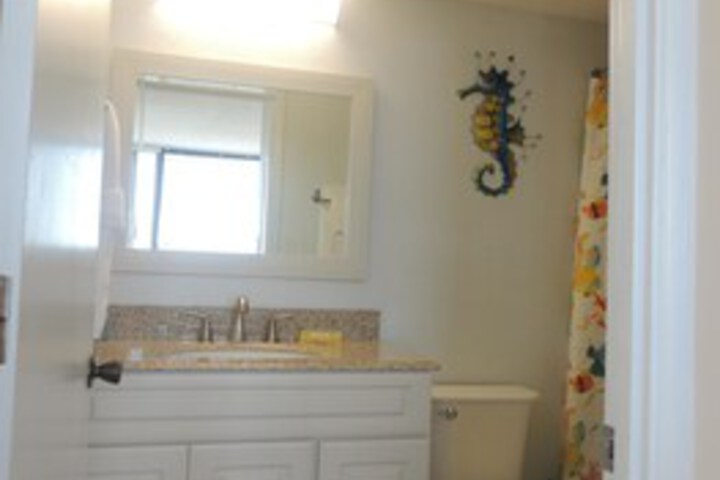 Room 7 of 48