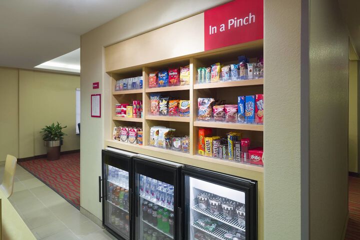 Snack bar