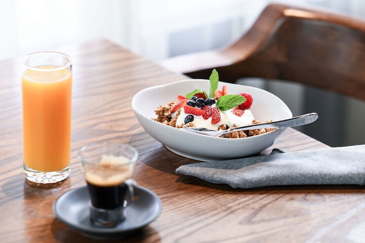 Breakfast/Coffee Service 215 of 301