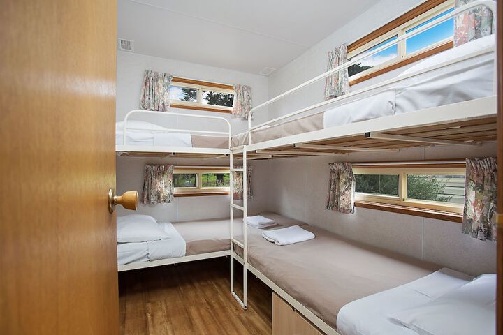 Room 276 of 406