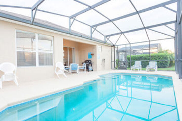 Pool 651 of 687