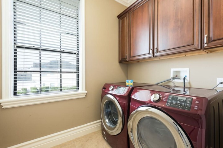 Laundry 30 of 58