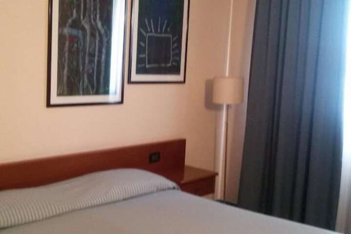 Room 17 of 50