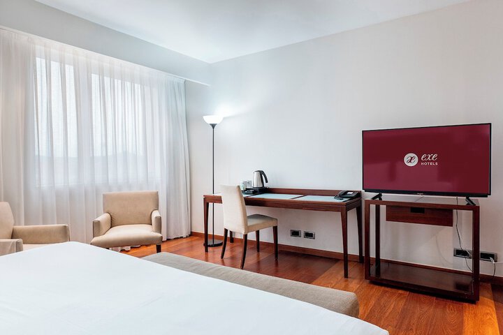Room 16 of 53