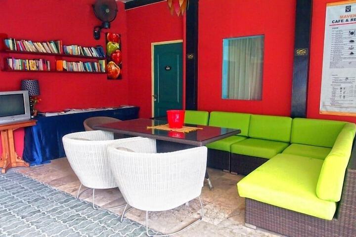 Guest Lobby