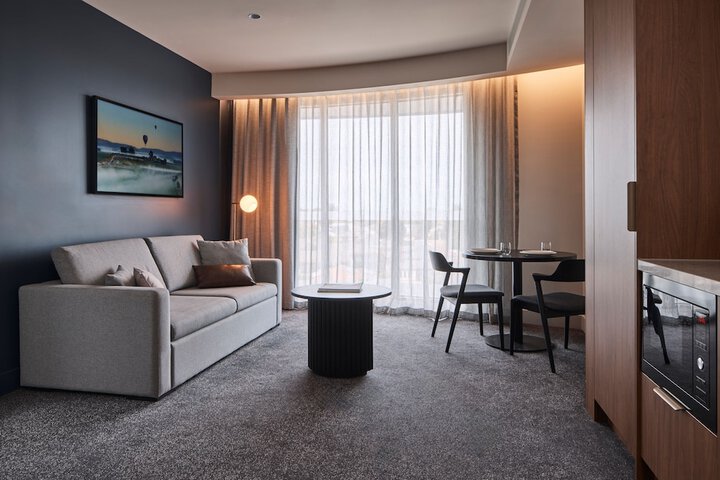 Room 27 of 50