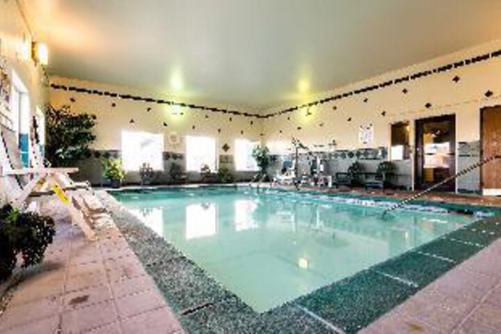 Pool 8 of 8