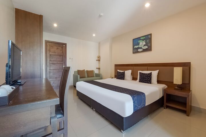 Room 10 of 25