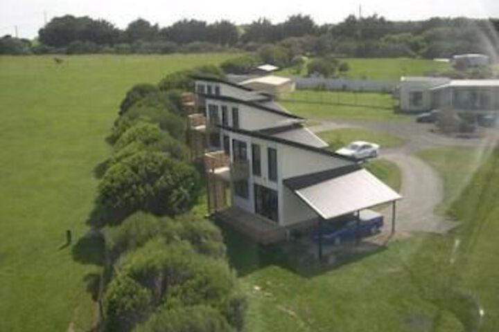 Hotel 4 of 8