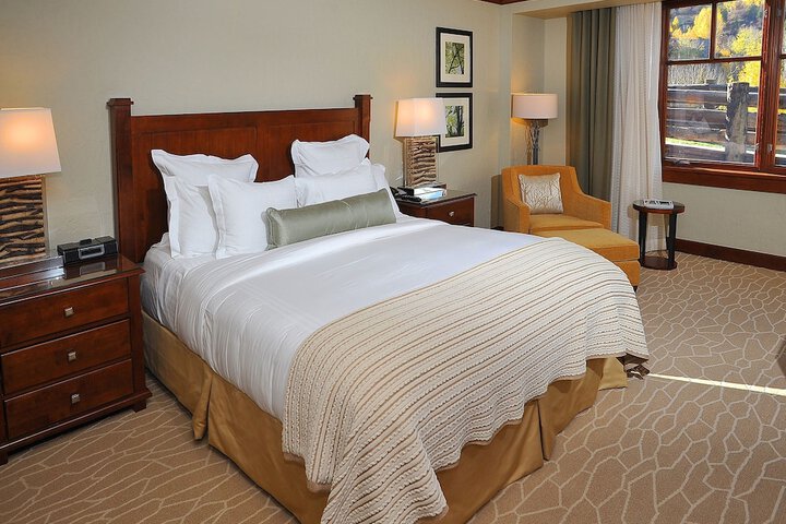 Room 3 of 25