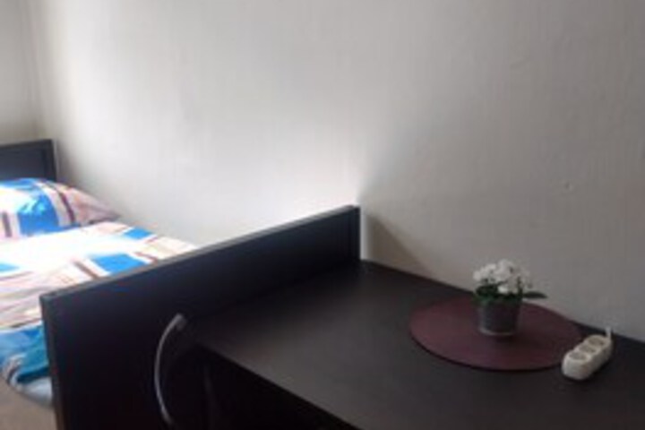Room 20 of 84