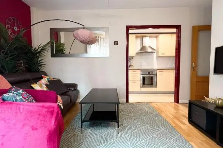Room 2 of 16