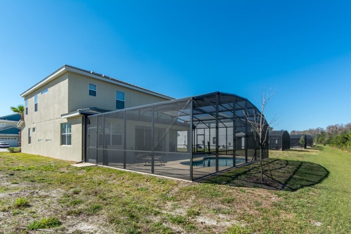 Property Grounds 50 of 60