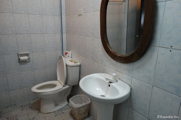 Room 28 of 58