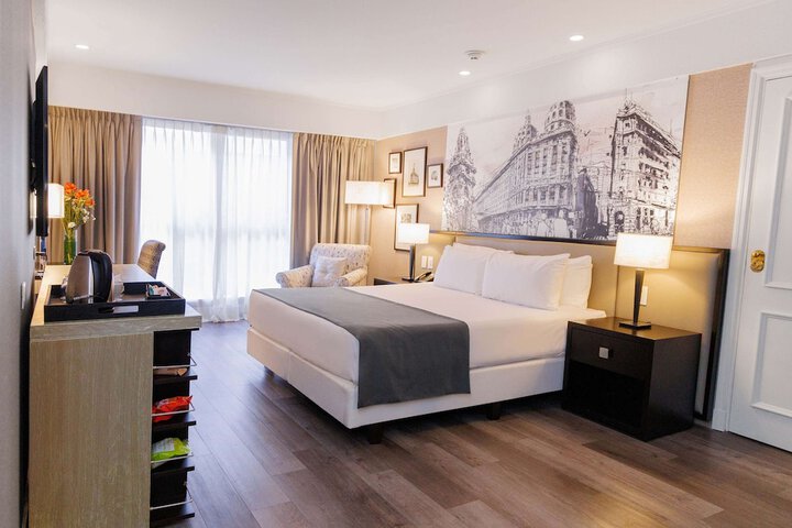 Room 46 of 69