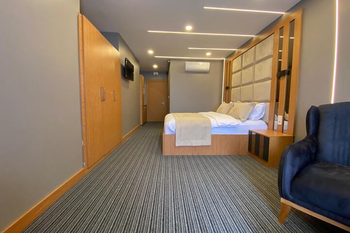 Room 7 of 39