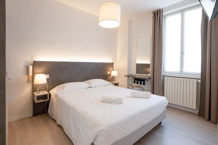 Room 26 of 86