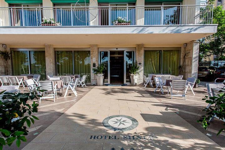 Hotel Silver