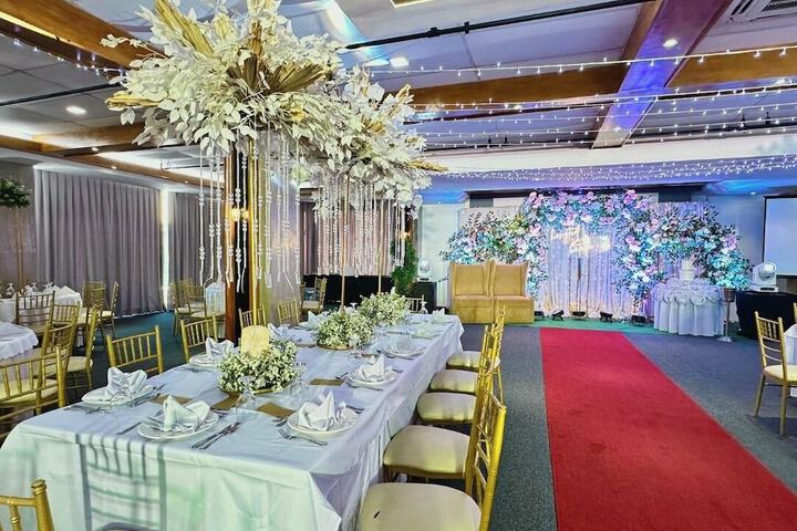 Wedding/Banquet 35 of 45