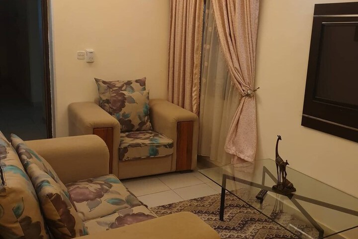 Room 28 of 68
