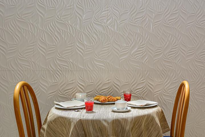 Dining 29 of 33