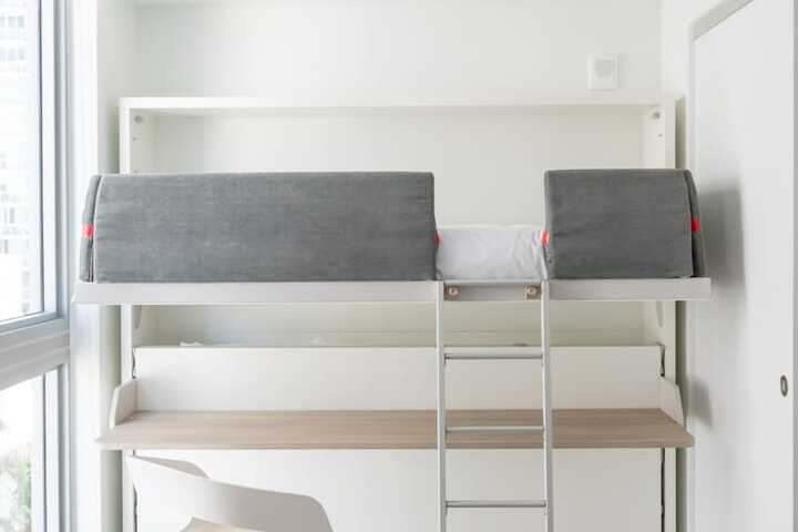 Room 6 of 48