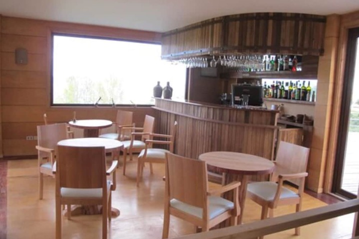 Lounge 99 of 150