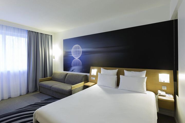 Room 81 of 278