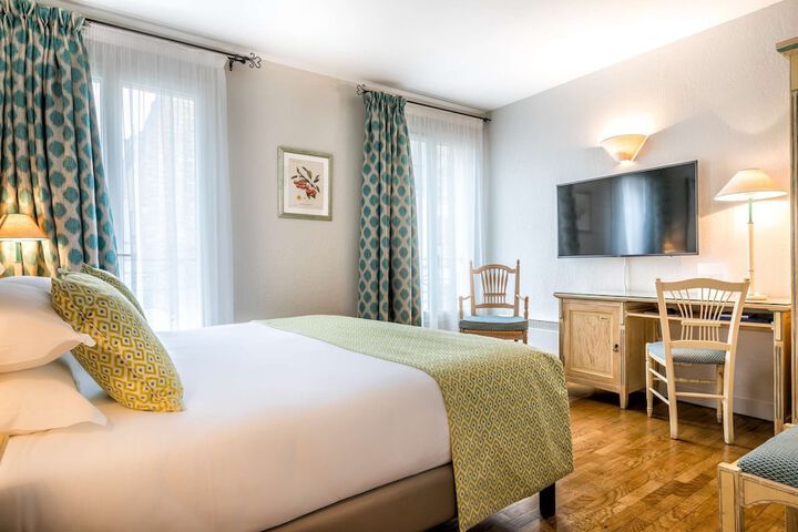 Room 21 of 49