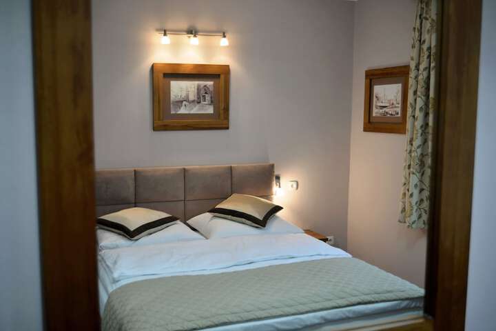 Room 16 of 91