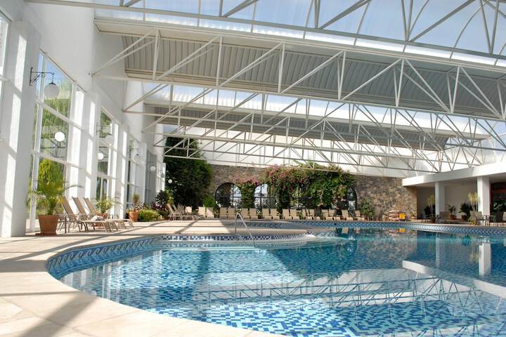 Hotel Pool