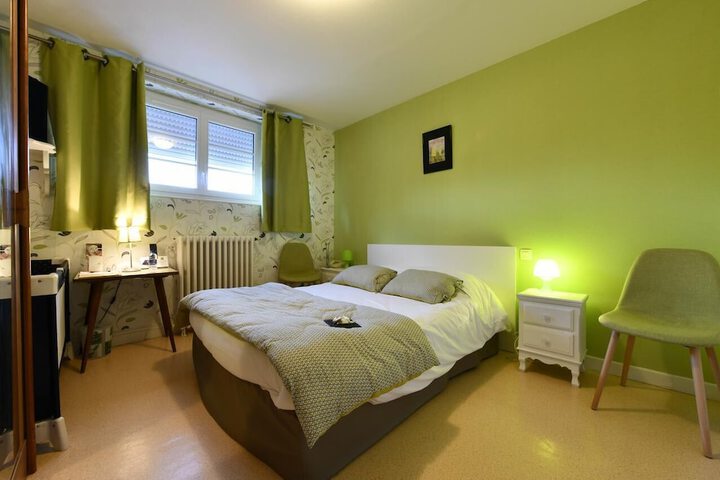 Room 14 of 38
