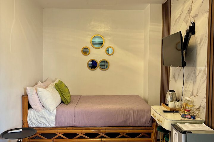 Room 65 of 336