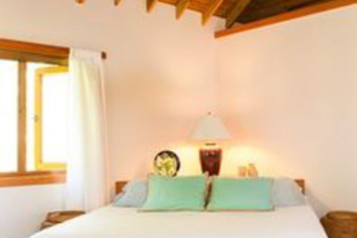 Room 15 of 27