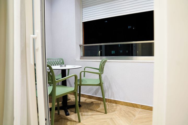 Room 208 of 249