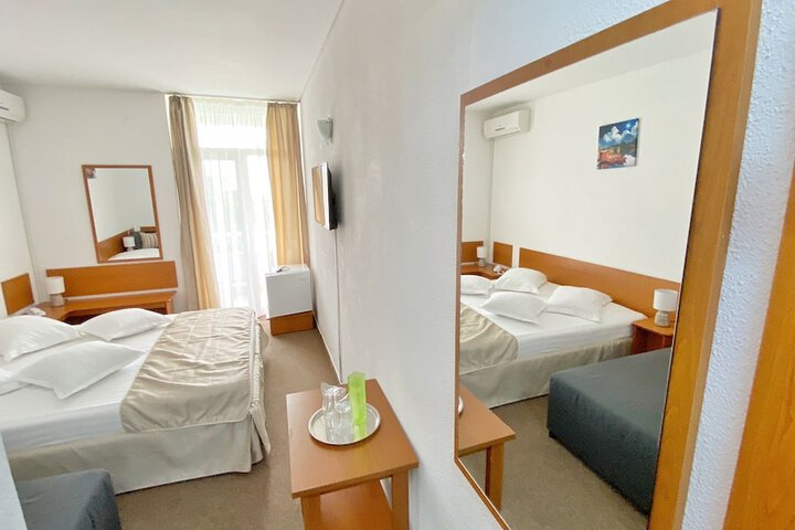 Room 18 of 44