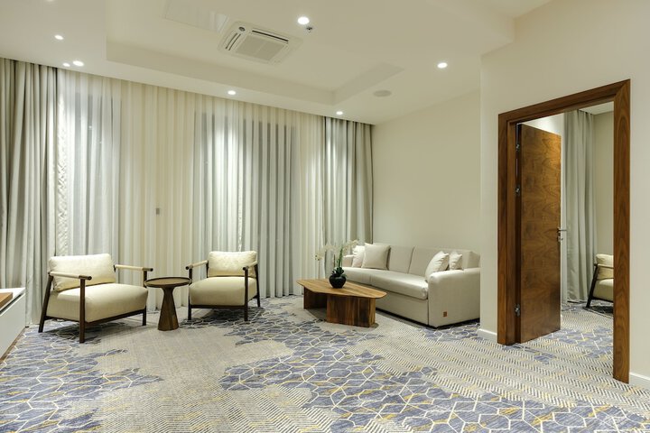 Room 38 of 103