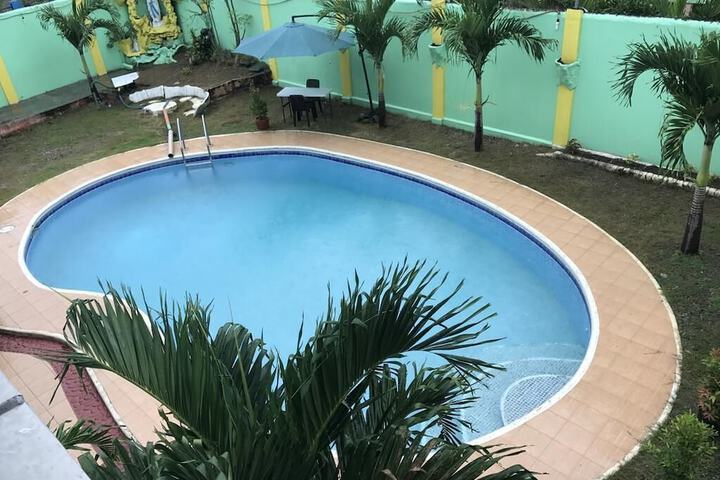Pool 19 of 30