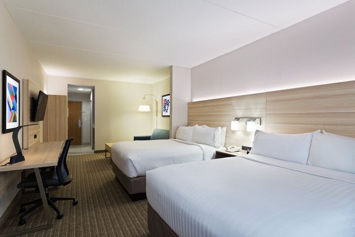 Room 7 of 45