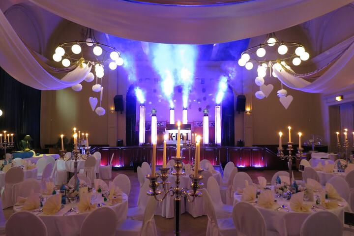 Ballroom/Hall 35 of 45