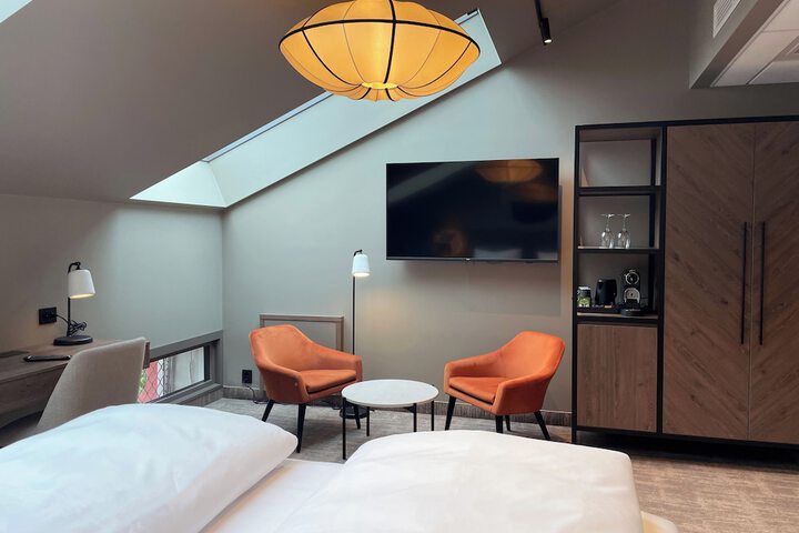 Room 54 of 87