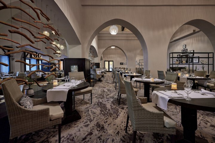 Dining 81 of 120
